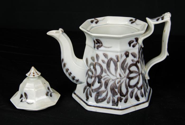 Octagonal teapot a