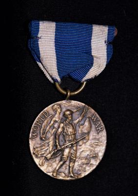 Medal, WW1 NY Victory Medal w/ blue & white ribbon