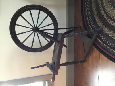 Spinning wheel, small