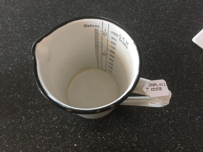 1 Quart Measuring Cup