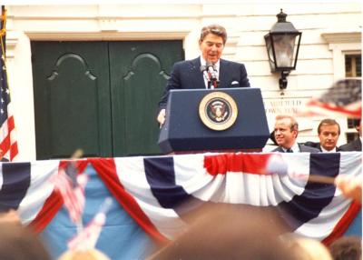 Ronald Reagan at Fairfield Town Hall