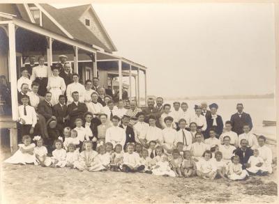 Burr Family Reunion at Fairfield Beach