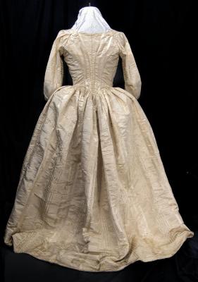 Van de Water's wedding dress - back