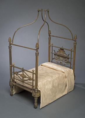 Furniture: Miniature canopy bed belonging to Charles S. Stratton
