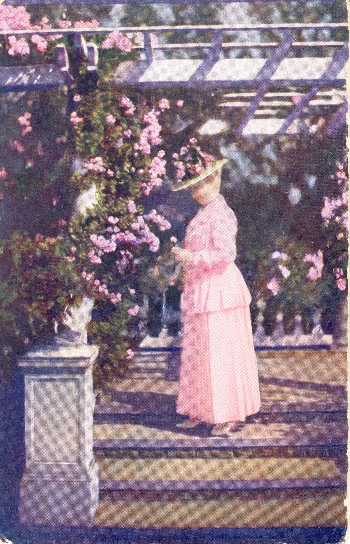 Annie B. Jennings with Roses at Sunnieholme